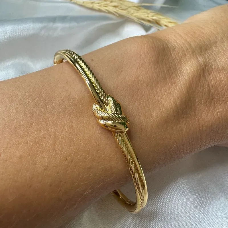 Bracelete Elos Nó - Banhado a Ouro 18K