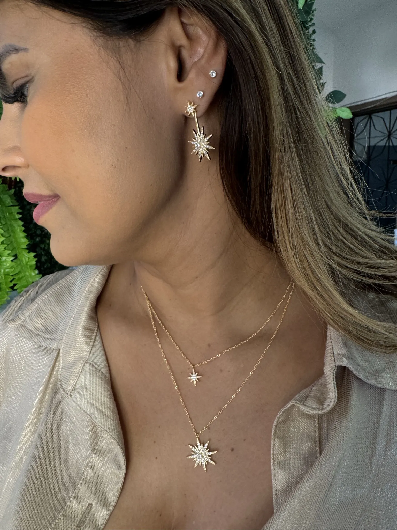 Conjunto Colar Duplo e Brincos Estrela 16 Pontas Cravejadas - Banhado a Ouro 18K