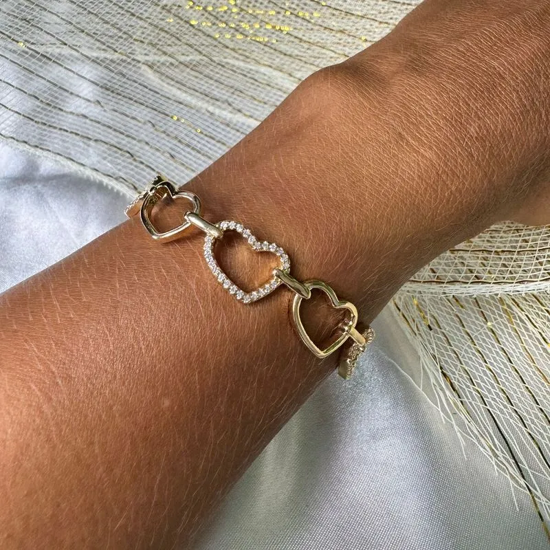 Bracelete Regulável de Coração Liso e Cravejado Zircônias - Banhado a Ouro 18k