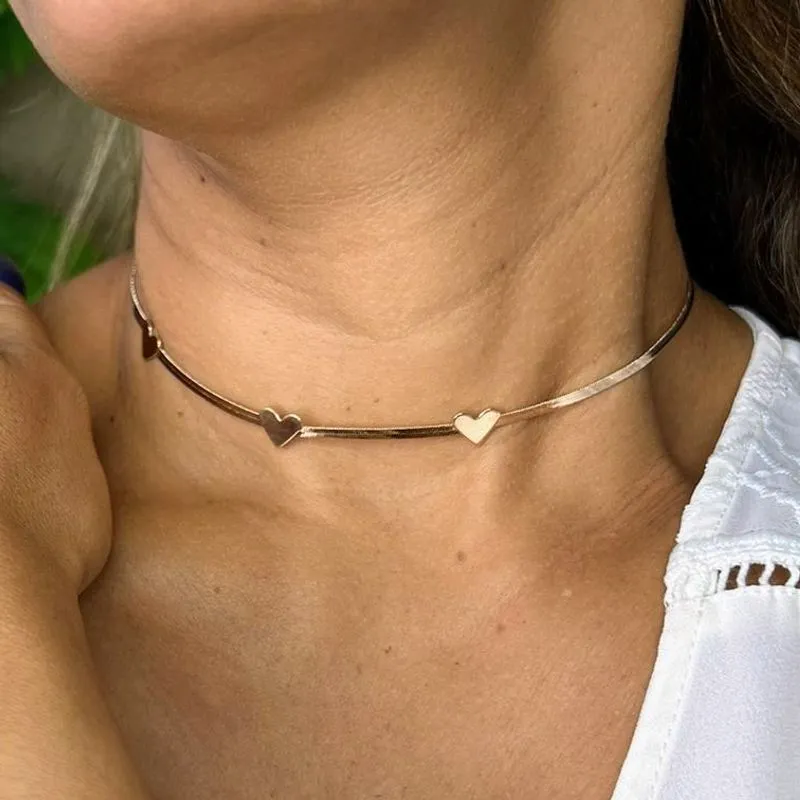 Choker Fita com Coração - Banhado a Ouro 18K