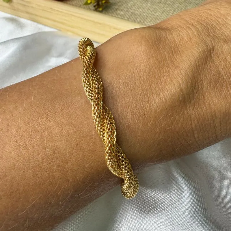 Pulseira de Malha Torcida - Banhado a Ouro 18K