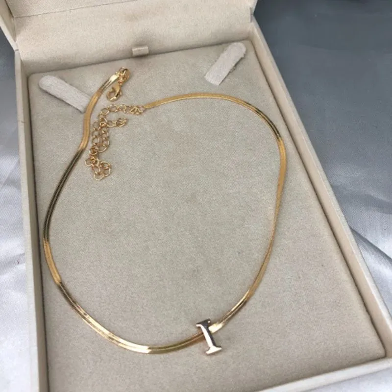 Choker Fita Personalizado com Letra I - Banhado a Ouro 18K