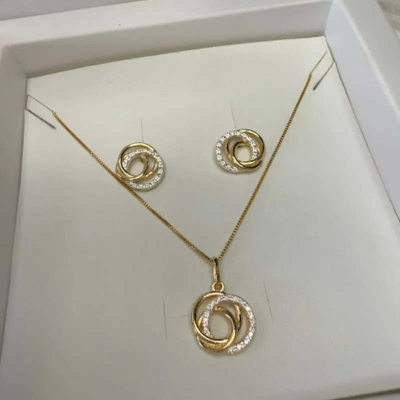 Conjunto Colar e Brincos Círculos Entrelaçados com Zircônia - Banhado a Ouro 18K